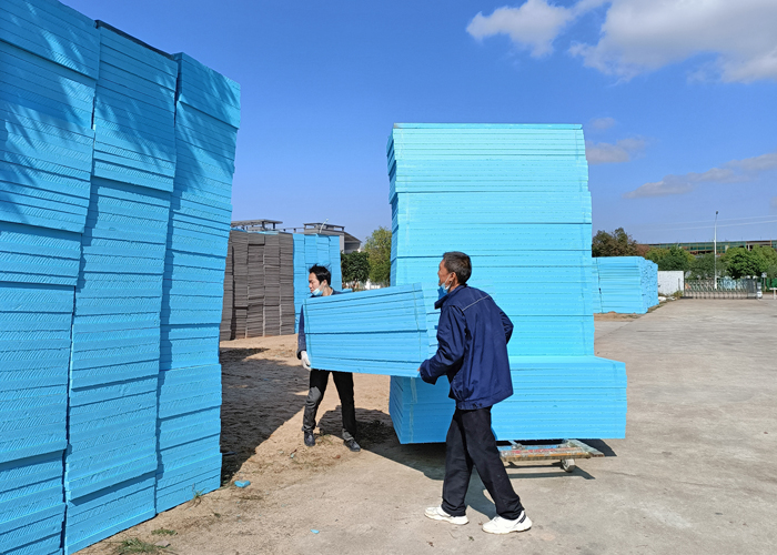 如何選用合格的地暖板